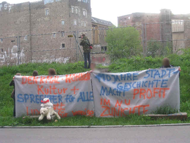 Demonstration für den Erhalt des Denkmalensembles Eisfabrik