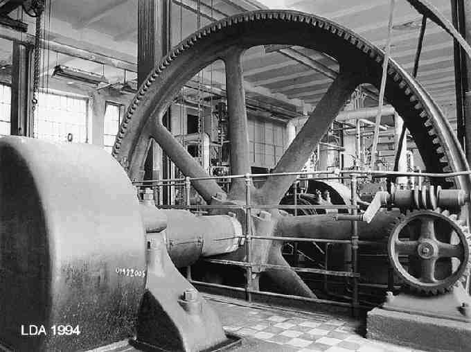 Die Dampfmaschine zur Eiserzeugung von 1913/14